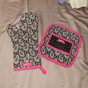 NWOT Pampered Chef Pot Holder Set